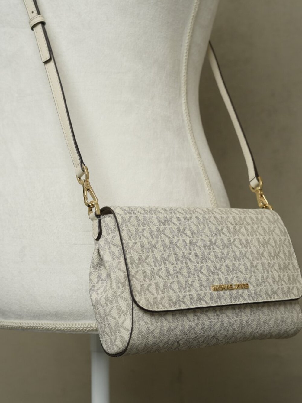 MK Medium Logo Convertible Crossbody Bag - Vanila Colour